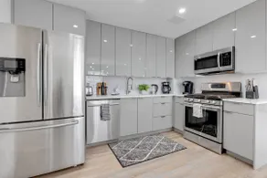 Spacious 3 bed/2 bath near NYC - Image 3