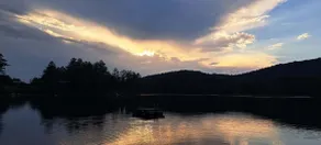 Relaxing Chalet by the Lake - Image 3