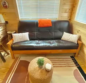 Charming Cabin near Ark Encounter with Loft - Image 4