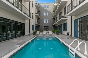 Luxe 2BR w/ Pool+Free Parking! Heart of Downtown! - Image 2