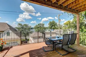 Beautiful House overlooking Lake Chemung, with a Private Chef Tasting option. - Image 4
