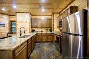 Bear with Me Cabin in Broken Bow - Image 5