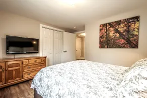 Casa Young I - Kentville Suite - Image 4