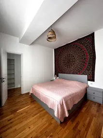 The 10th Floor Apartment - Image 3