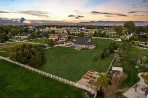 Private Oasis On 2 Acres w/ Indoor Pool & Theater! - Image 5