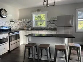 Whispering Pines Lake House - Image 5