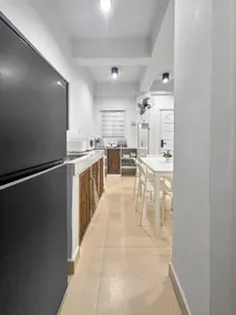 [TOP PlCK] By The Beach | Newly Renovated+ Kitchen - Image 3
