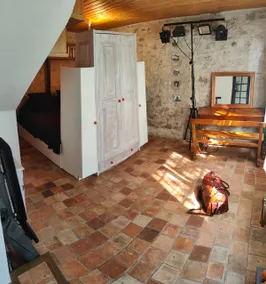 Family home: charm & nature - Image 3