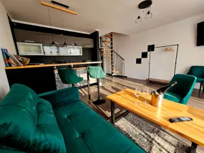 Apartment in the Wine Bar - Image 2