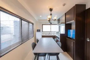Well located 2BR House above a bakery for 8pax - Image 2
