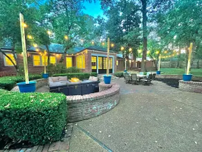 Entire Estate in the Heart of Memphis! - Image 3