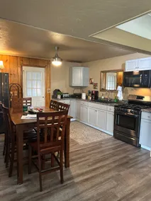 Gaylord House with Conveniences - Image 4