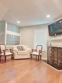 Modern Home: 3 BR + 2 BA + W&D - Image 5