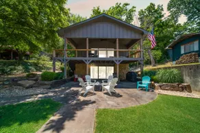Dockside Cabin - Image 3