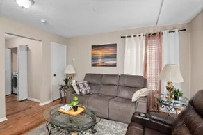 Townhouse in Lenexa by YDSH GuestMind - Image 5