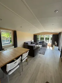 Cozy Chalet in Goedereede With Garden - Image 5