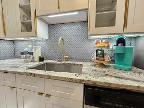Ely's Landing~Condo Near 71st Beach,Golf & Museums - Image 5
