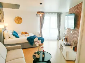 Getaway to the Heart of Lucé - Image 2