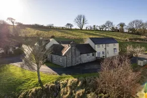 Meadowsweet Cottage Jacuzzi Edition - Image 5