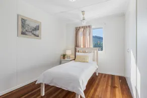 Warm and Cozy Cottage House - Image 3