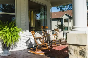 Large Historic Estate on the Shores of Lake Winona - Image 4