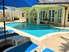 The Falls Luxury 3Bed Townhouse in gated community - Image 4