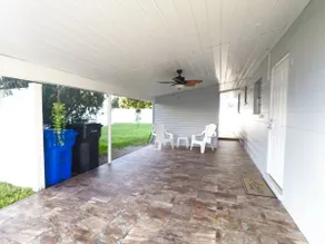 New Modern Home 3Bed 1Bath - Image 3