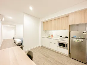 St Lukes Square-Studio $100 Refundable Deposit - Image 5