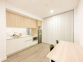 St Lukes Square-Studio $100 Refundable Deposit - Image 3