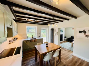 *Owl Tree Luxury Farmhouse* - York - Image 5