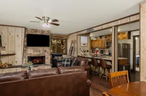 Buffalo Basin | Cozy Mtn Retreat| 2 Blocks to lift - Image 3
