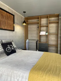 Unique Industrial Loft, View of the Volcanoes - Image 2