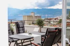 105m2 Penthouse Sea View Rijeka, free garage parking - Image 2