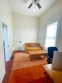 Blue Lake Garden Home - Image 2