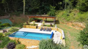 Private Jacuzzi + pool 5 m from Sarlat, surrounded by nature - Image 2