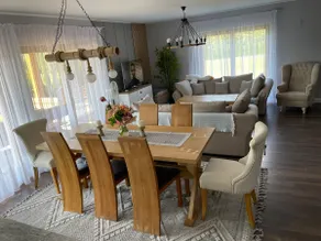 Home in a quiet area - Image 3