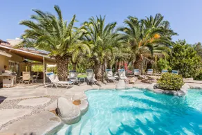 Secluded Large Country Ranch Estate - Image 4