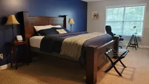 King Bed, 8 Min to Rucker, Pets, Long/short stays - Image 3