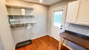 14 acre Country Living 3BR 1 BA Sleeps 6-8 - Image 4