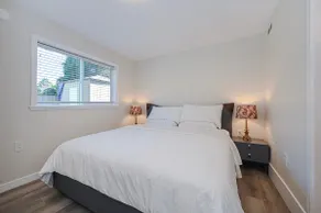Spacious 3BR/4Bath with A/C Near Steveston - Image 2