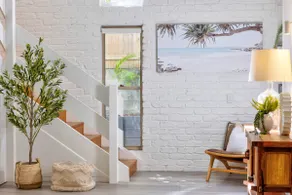 Spacious 3 Bedroom home with large Pool - Image 4