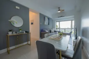 Cozy 2BR in BGC - Fixed Wi-fi 58 Inch UHD TV - Image 2