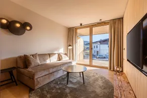 Premium Holiday Apartment With 1 Bedroom - Image 3