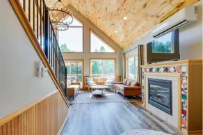 HotTub Sauna Lake Private Cabin, 7 beds 3 baths - Image 3