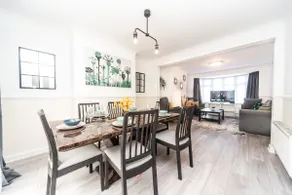 Spacious 4 Bed House Free Parking Near Station - Pass the Keys - Image 2