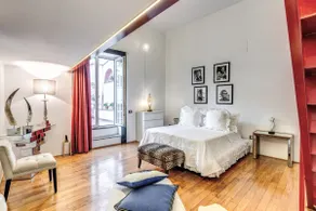 San Teodoro Apartment with Private Terrace Chiaia - Image 4