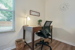 Annie's Home Away - Image 4