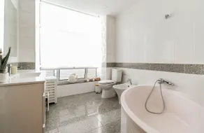 Flor do Mar - Spacious Apartment with Balcony - Image 5