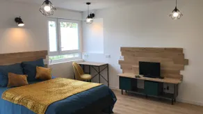 Refurbished 35 m2 studio - Image 5