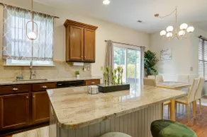 Mulberry: huge yard full kitchen 32 min to beach - Image 5